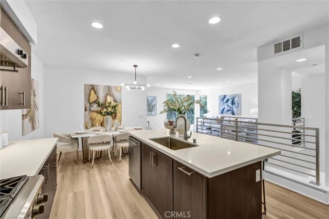 600 Rockfeller, Irvine, CA 92612