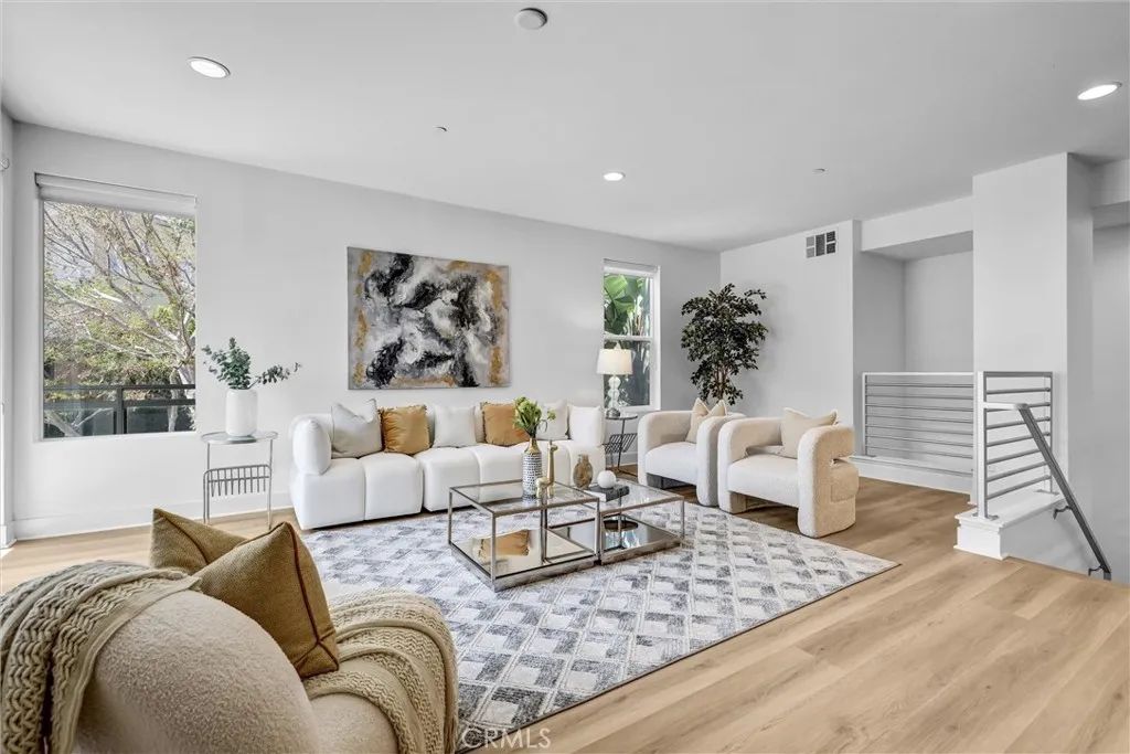 600 Rockfeller, Irvine, CA 92612
