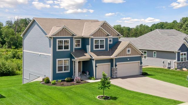 8143 Haywood Drive, Lino Lakes, MN 55014
