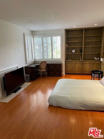 2142 CENTURY PARK Lane 108, Los Angeles, CA 90067