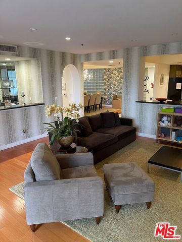 2142 CENTURY PARK Lane 108, Los Angeles, CA 90067