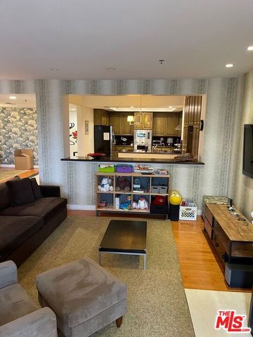 2142 CENTURY PARK Lane 108, Los Angeles, CA 90067