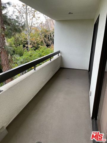 2142 CENTURY PARK Lane 108, Los Angeles, CA 90067