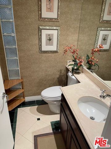 2142 CENTURY PARK Lane 108, Los Angeles, CA 90067