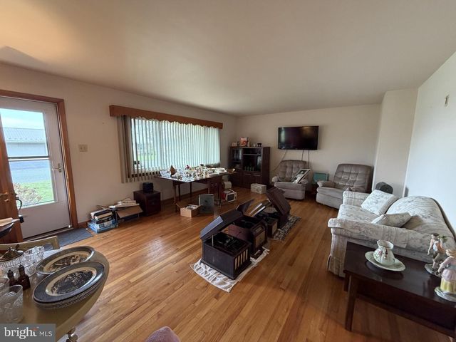 7935 SCENIC DRIVE, Shippensburg, PA 17257