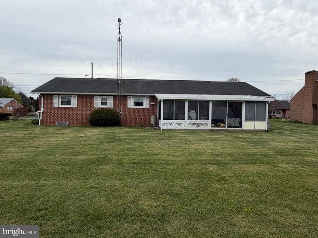 7935 SCENIC DRIVE, Shippensburg, PA 17257