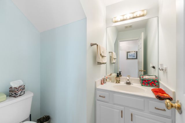 1080 Wakefield Drive, Elgin, IL 60120