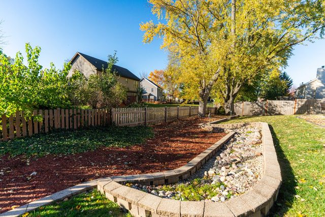 1080 Wakefield Drive, Elgin, IL 60120