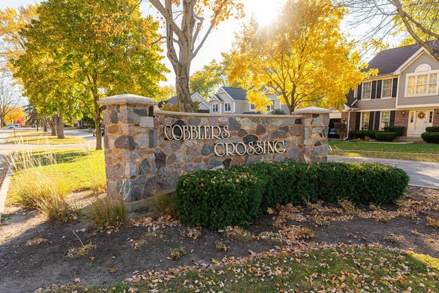 1080 Wakefield Drive, Elgin, IL 60120