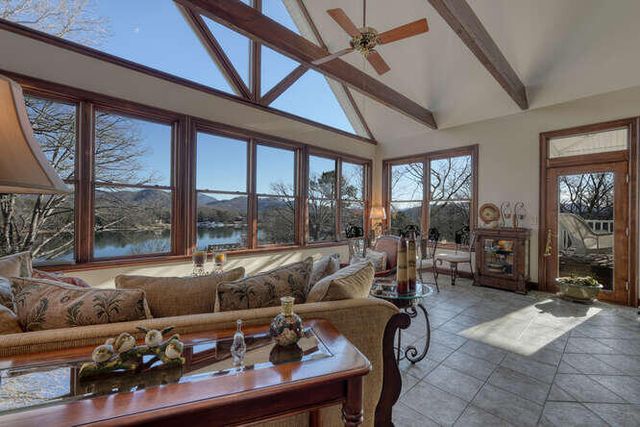29 Caboose Lane, Hayesville, NC 28904