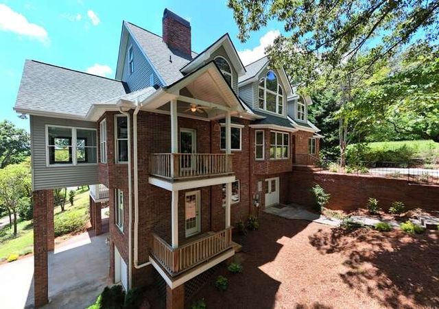 29 Caboose Lane, Hayesville, NC 28904