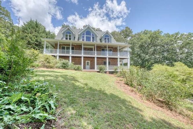 29 Caboose Lane, Hayesville, NC 28904