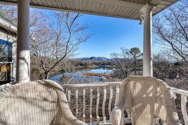 29 Caboose Lane, Hayesville, NC 28904