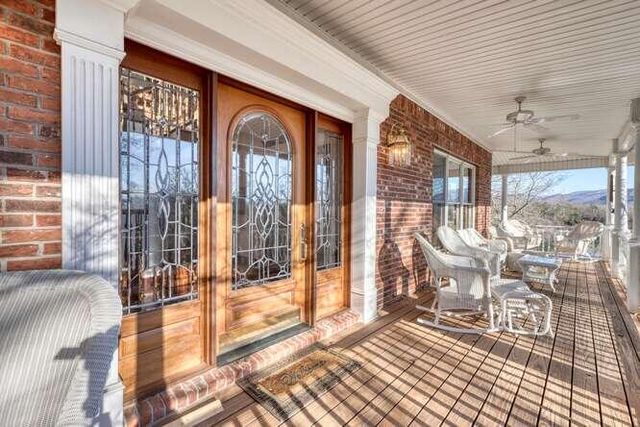 29 Caboose Lane, Hayesville, NC 28904