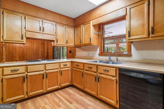 509 Ponderosa Road, Ellijay, GA 30540