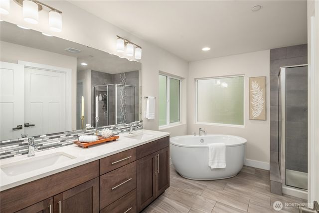 18315 17th Avenue W, Lynnwood, WA 98037