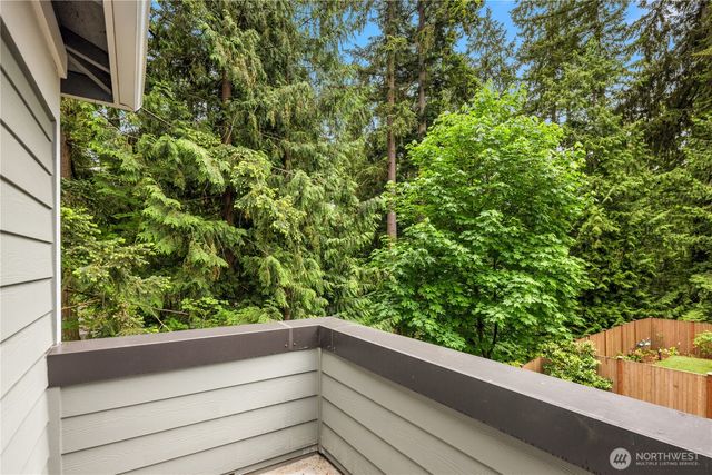 18315 17th Avenue W, Lynnwood, WA 98037
