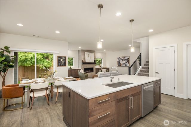 18315 17th Avenue W, Lynnwood, WA 98037