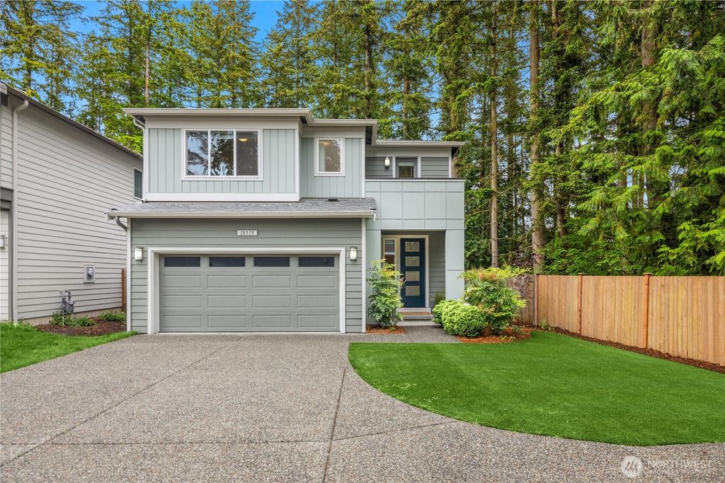 18315 17th Avenue W, Lynnwood, WA 98037