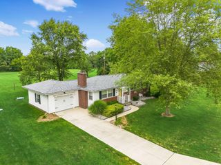 4466 Anglebrook Drive, Grove City, OH 43123