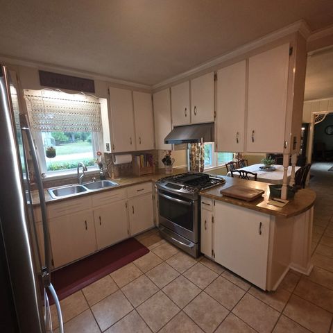 1515 Plaza Dr., Dothan, AL 36303