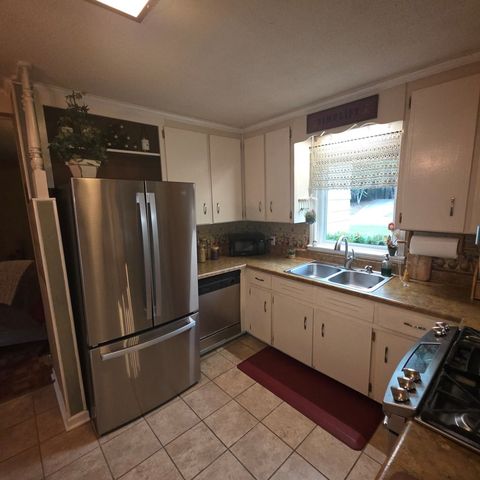 1515 Plaza Dr., Dothan, AL 36303