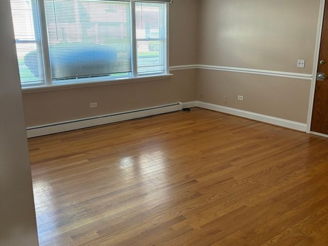 4938 N Leonard Drive 1B, Norridge, IL 60706