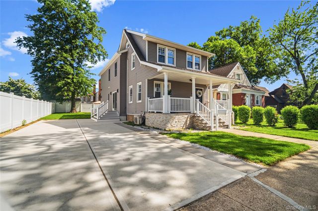1315 6th Avenue, New Hyde Park, NY 11040