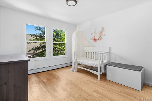1315 6th Avenue, New Hyde Park, NY 11040