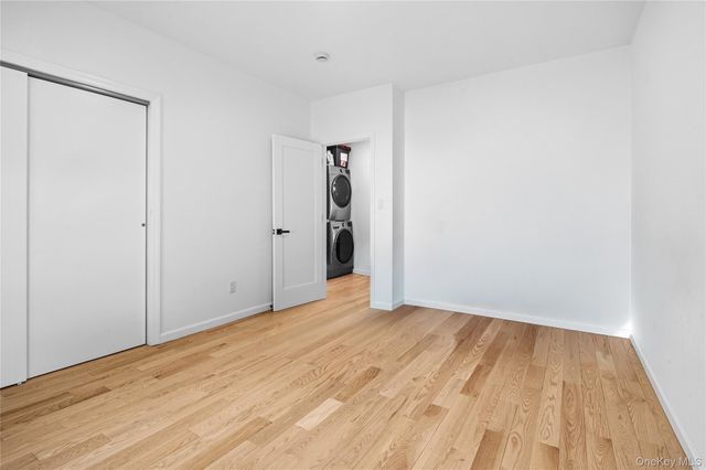 1315 6th Avenue, New Hyde Park, NY 11040