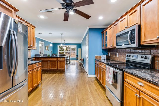 101 S Shore Drive, Boiling Spring Lakes, NC 28461