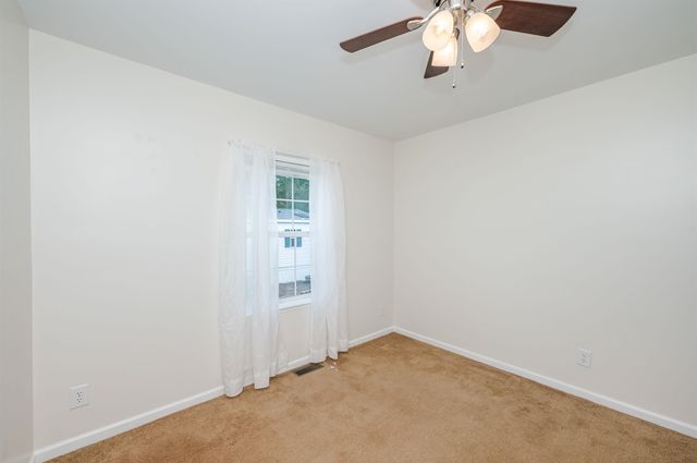 71 Eagle Drive, Rochester, NH 03868