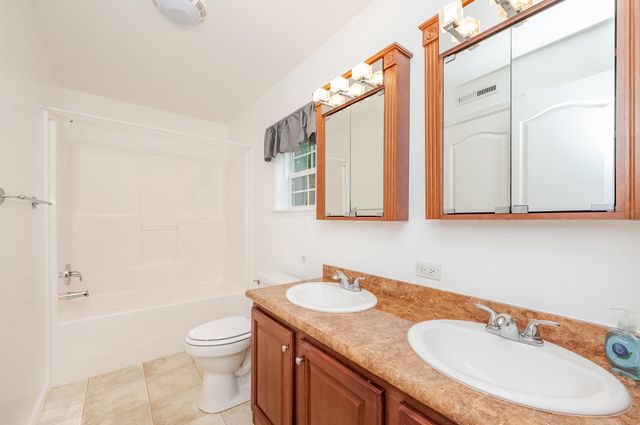 71 Eagle Drive, Rochester, NH 03868