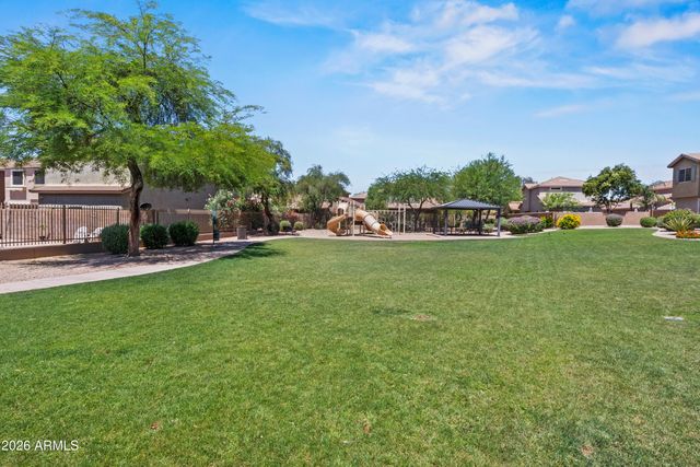 21827 N 40th Way, Phoenix, AZ 85050