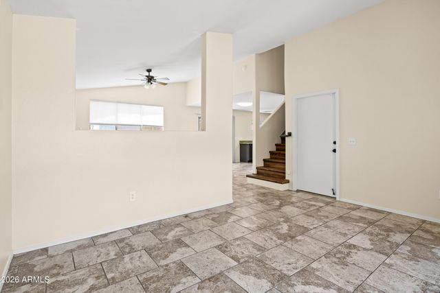 21827 N 40th Way, Phoenix, AZ 85050