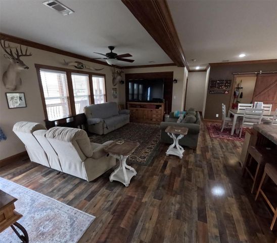 1385 Bego Road, Goliad, TX 77963