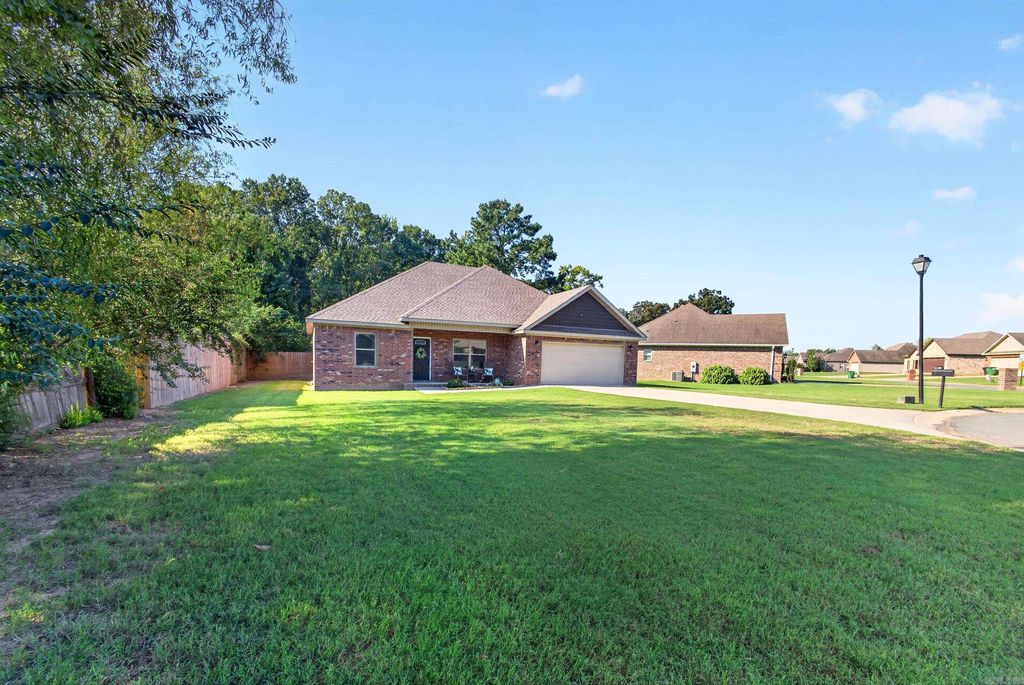 104 Heather Lane, Beebe, AR 72012