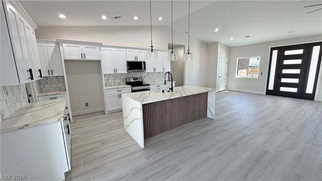 1671 Iguana Street, Pahrump, NV 89048