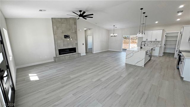 1671 Iguana Street, Pahrump, NV 89048