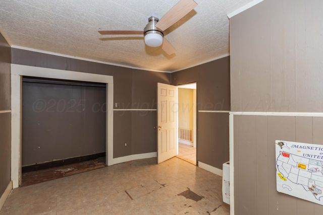 605 & 607 N Wall Street, Shamrock, TX 79079