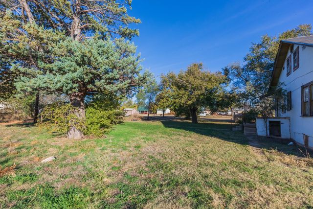 605 & 607 N Wall Street, Shamrock, TX 79079