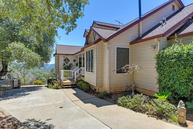 1700 Shadydale Ln, Placerville, CA 95667