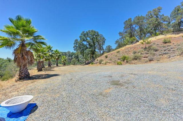 1700 Shadydale Ln, Placerville, CA 95667