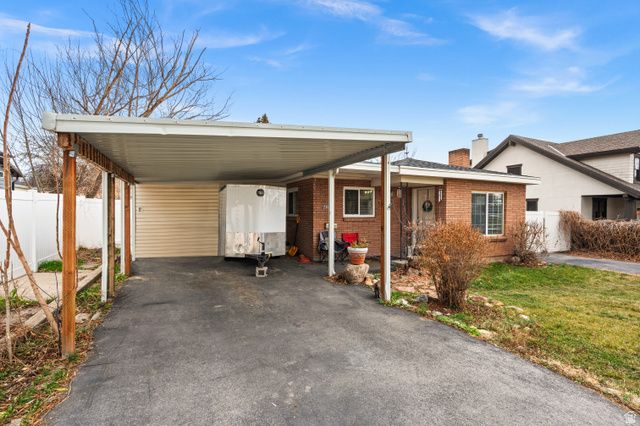 2352 E 3395 S, Salt Lake City, UT 84109