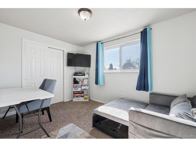 219 Dianna Dr, Lone Tree, CO 80124