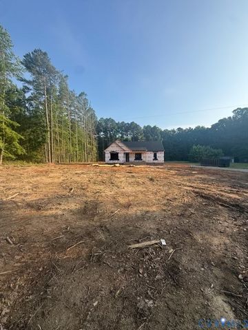 5316 Pine Hill Rd, Sutherland, VA 23885