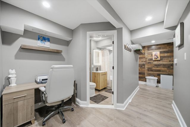 231 E 59th Street 1, Chicago, IL 60637