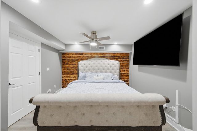 231 E 59th Street 1, Chicago, IL 60637