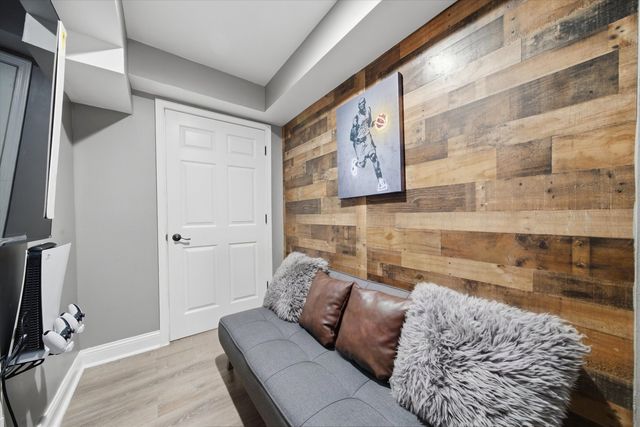 231 E 59th Street 1, Chicago, IL 60637