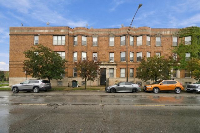 231 E 59th Street 1, Chicago, IL 60637